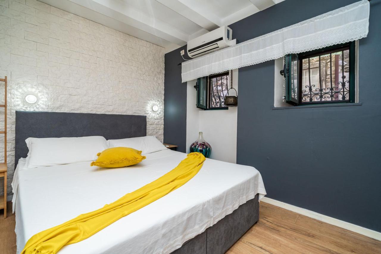 Guest house Tulip Old Town 3*