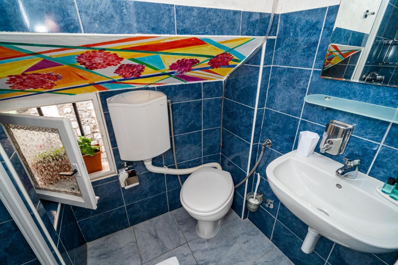 Tulip Old Town Guest house 3*